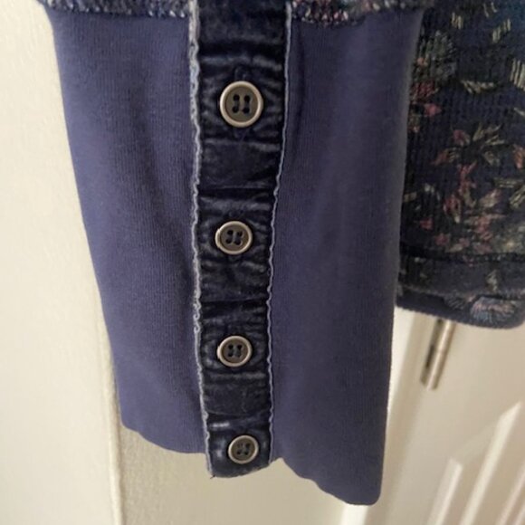 Sundance thermal in blue print size medium - Picture 3 of 6